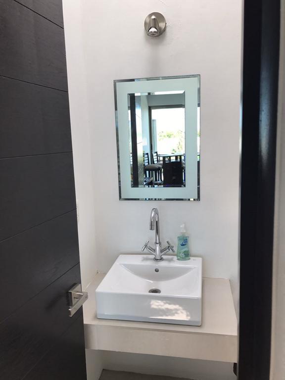 Hostal Urbano - Aeropuerto Alfredo V. Bonfil Dış mekan fotoğraf