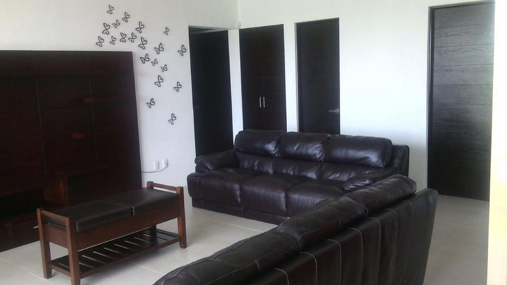 Hostal Urbano - Aeropuerto Alfredo V. Bonfil Dış mekan fotoğraf